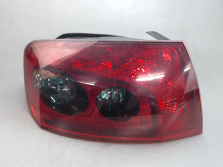 FEU ARRIERE GAUCHE  PEUGEOT 407