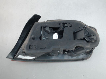 FEU ARRIERE GAUCHE  PEUGEOT 407