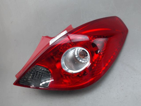 FEU ARRIERE DROIT OPEL CORSA