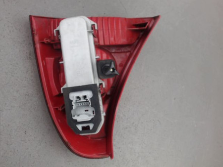 FEU ARRIERE GAUCHE  RENAULT CLIO