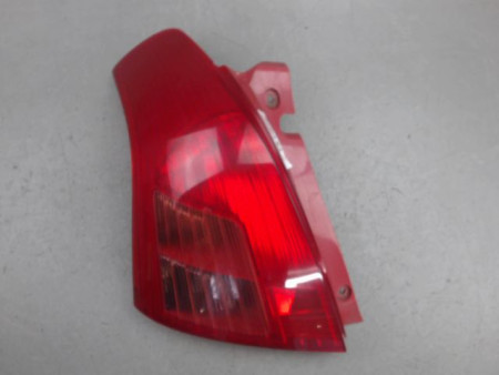 FEU ARRIERE GAUCHE  SUZUKI SWIFT