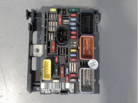 BOITE A FUSIBLES CITROEN C5