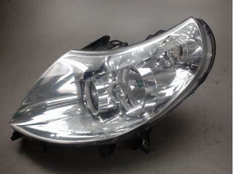 PHARE DROIT PEUGEOT BOXER