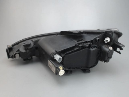 PHARE DROIT PEUGEOT 206