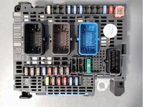 BOITE A FUSIBLES CITROEN C4