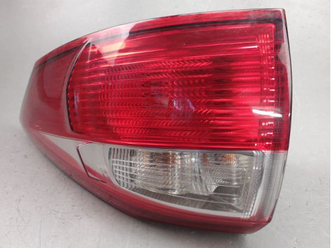 FEU ARRIERE DROIT FORD C-MAX
