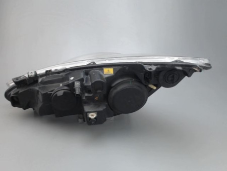 PHARE DROIT PEUGEOT 307