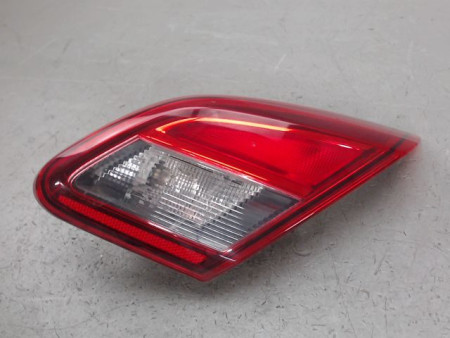 FEU ARRIERE INTERIEUR DROIT OPEL CORSA
