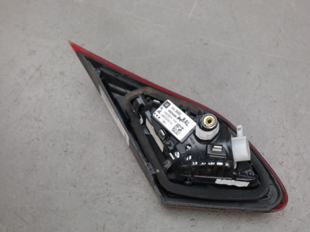 FEU ARRIERE INTERIEUR DROIT OPEL CORSA