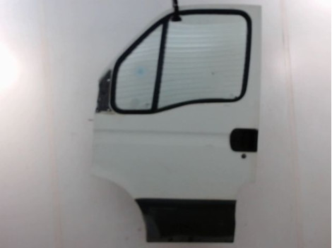 PORTE AVANT GAUCHE IVECO 35S11