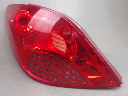 FEU ARRIERE GAUCHE  PEUGEOT 207