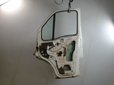 PORTE AVANT DROIT IVECO 35C13
