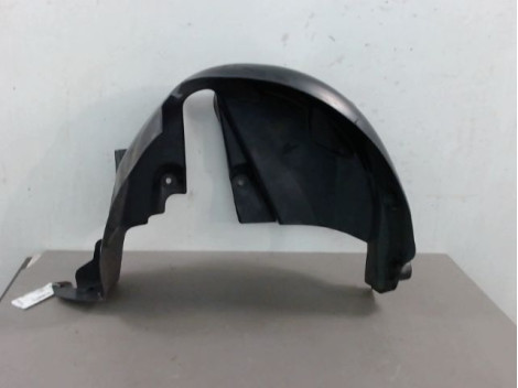 PARE-BOUE ARRIERE DROIT RENAULT CLIO
