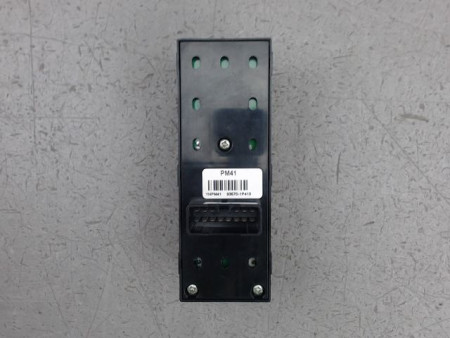 COMMANDE LEVE-GLACE PORTE AVG KIA VENGA