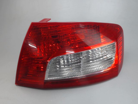 FEU ARRIERE DROIT PEUGEOT 407