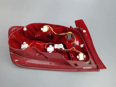 FEU ARRIERE DROIT PEUGEOT 407