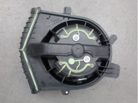 MOTEUR VENTILATEUR CHAUFFAGE RENAULT MEGANE