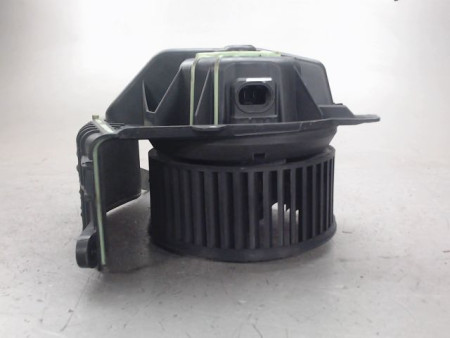 MOTEUR VENTILATEUR CHAUFFAGE RENAULT MEGANE