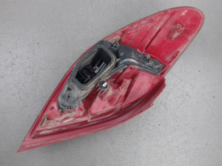 FEU ARRIERE DROIT PEUGEOT 207