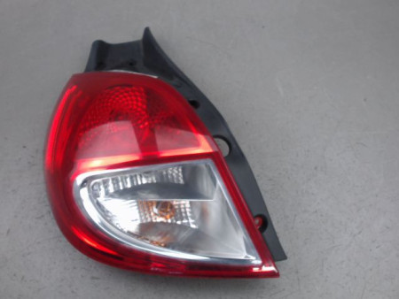 FEU ARRIERE GAUCHE  RENAULT CLIO