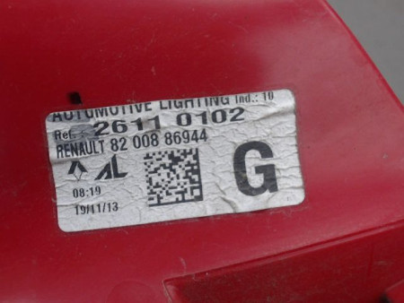 FEU ARRIERE GAUCHE  RENAULT CLIO