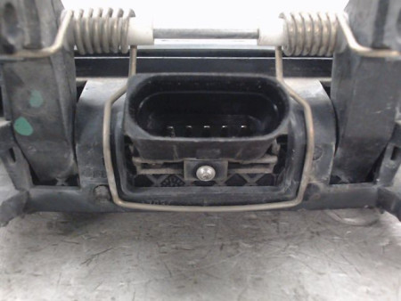 POIGNEE EXTERIEURE PORTE ARRIERE GAUCHE AUDI A8