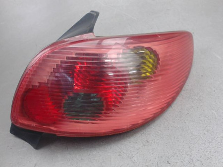 FEU ARRIERE DROIT PEUGEOT 206