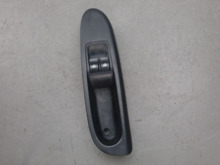 COMMANDE LEVE-GLACE PORTE AVG RENAULT CLIO