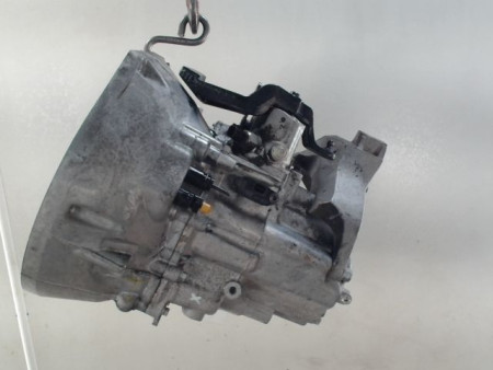 BOITE A VITESSE MECANIQUE VOLVO V40 D2