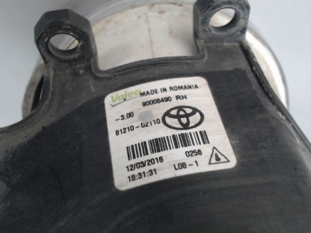 PHARE ANTIBROUILLARD AVANT DROIT TOYOTA YARIS