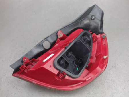 FEU ARRIERE GAUCHE  RENAULT CLIO