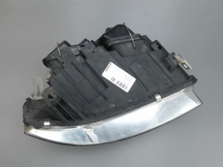 PHARE GAUCHE AUDI A6