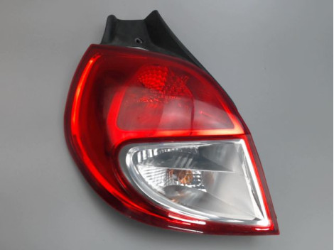 FEU ARRIERE GAUCHE  RENAULT CLIO