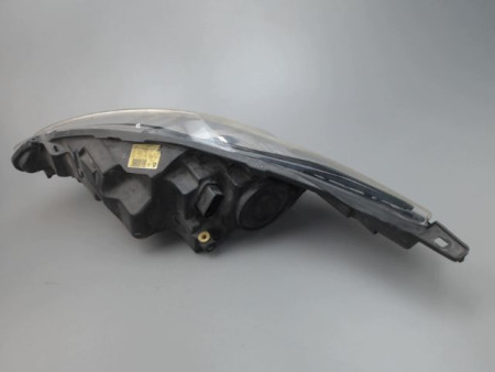 PHARE DROIT FORD FIESTA