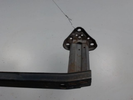 RENFORT PARE-CHOC ARRIERE  TOYOTA VERSO-S