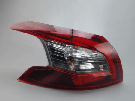 FEU ARRIERE GAUCHE  PEUGEOT 308