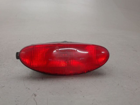 FEU BROUILLARD CENTRAL ARRIERE PEUGEOT 206