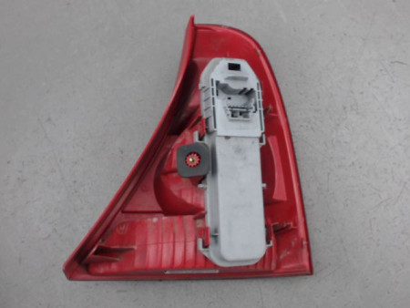 FEU ARRIERE GAUCHE  RENAULT CLIO