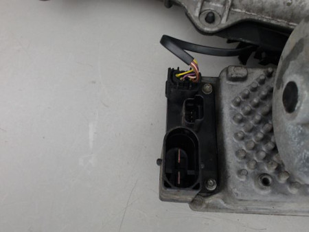 CREMAILLERE PEUGEOT 207