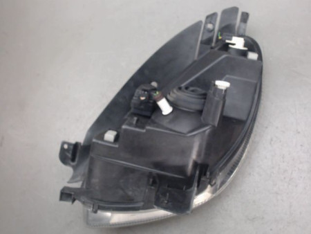 PHARE DROIT CITROEN XSARA