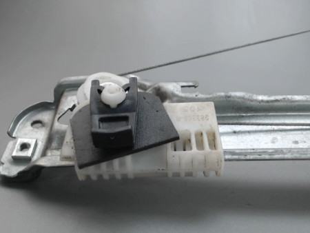 MECANISME LEVE-GLACE ARRIERE DROIT RENAULT CLIO