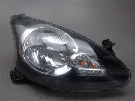 PHARE DROIT TOYOTA AYGO