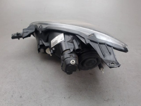 PHARE DROIT TOYOTA AYGO
