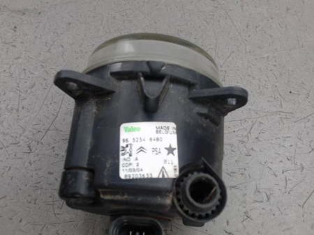 PHARE ANTIBROUILLARD AVANT DROIT CITROEN BERLINGO