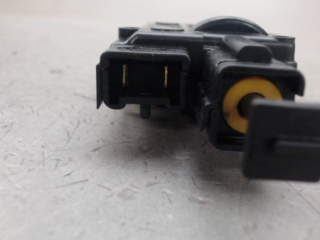 ACTIONNEUR TRAPPE CARBURANT RENAULT CLIO
