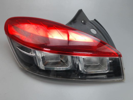 FEU ARRIERE GAUCHE  RENAULT MEGANE