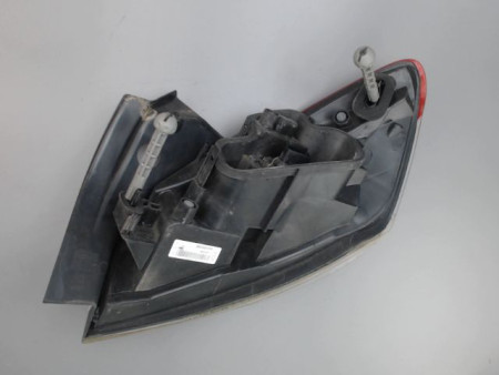 FEU ARRIERE GAUCHE  RENAULT MEGANE