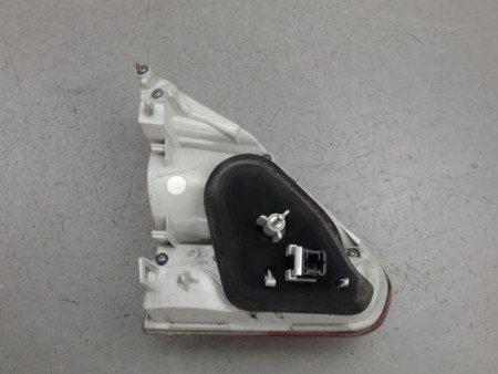 FEU ARRIERE INTERIEUR GAUCHE PEUGEOT 2008
