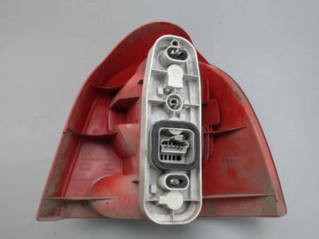 FEU ARRIERE GAUCHE  RENAULT TWINGO