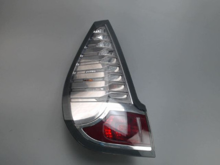 FEU ARRIERE GAUCHE  RENAULT MEGANE